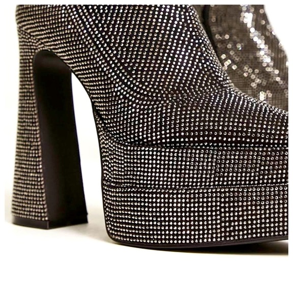 NWOT STEVE MADDEN Sultry Boot in Black Rhinestone, size 8 - Picture 6 of 16